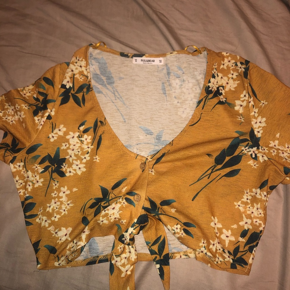 Pull&Bear Crop Tie Blouse